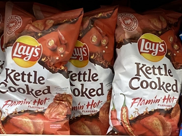 Lay's Kettle Cooked Potato Chips, 8 Oz